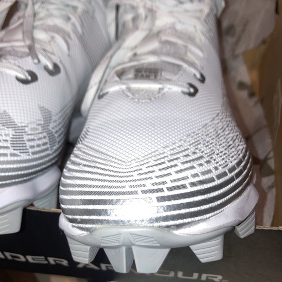 NEW - UNDER ARMOUR UA HIGHLIGHT FRANCHISE CLEATS SHOES - Men’s Size 9 - Football - Picture 5 of 13